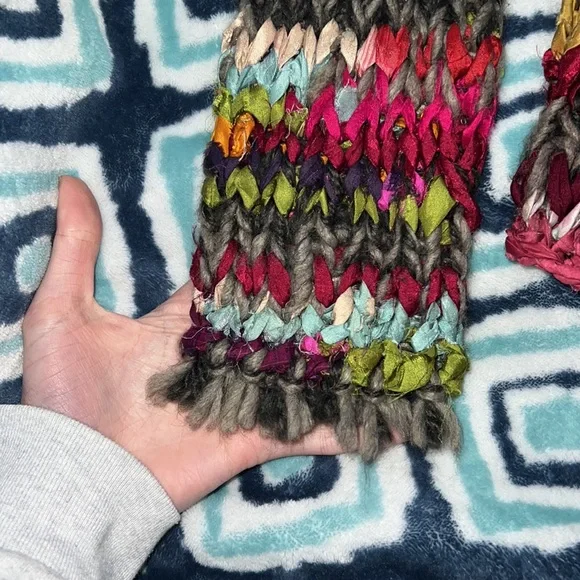 Sparrow Colorful Cardigan - Picture 5 of 11